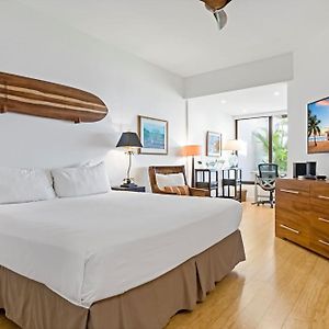 One-Bedroom King Room